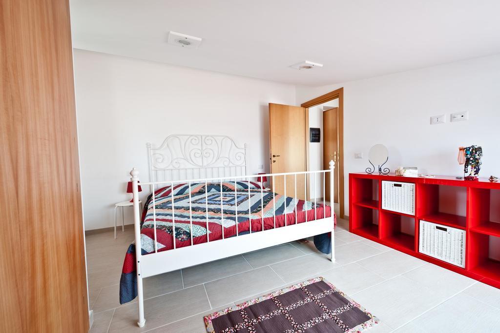 Cherry House Минтурно Екстериор снимка