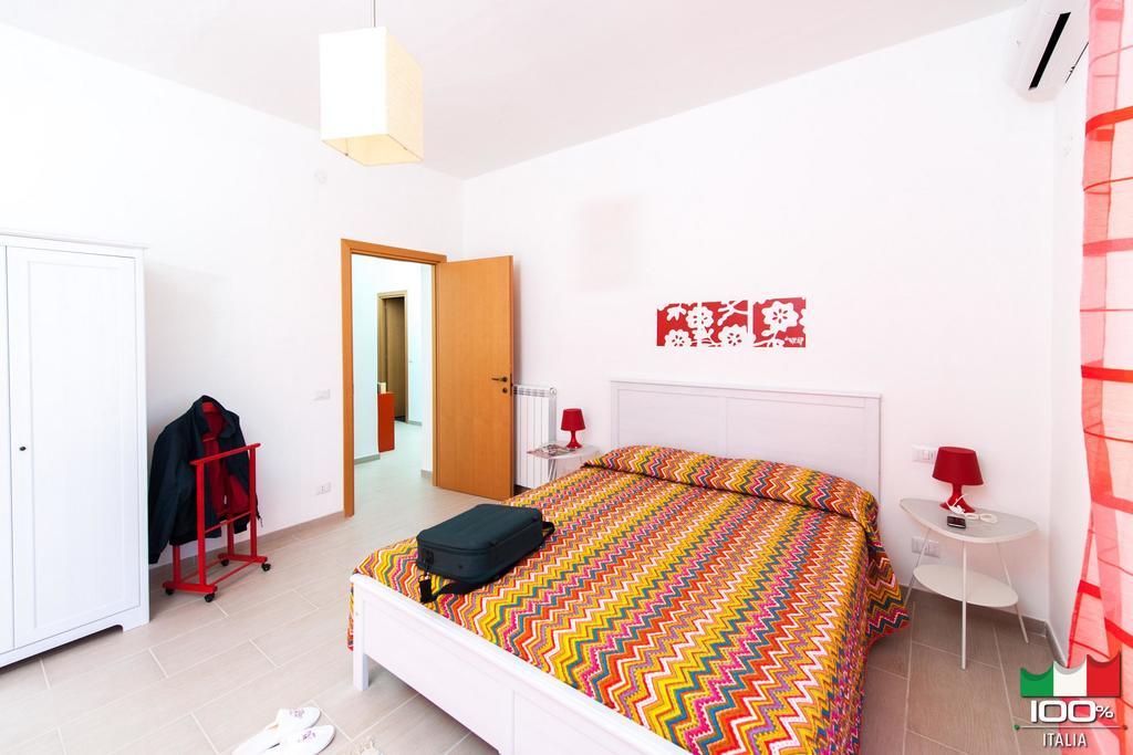 Cherry House Минтурно Екстериор снимка