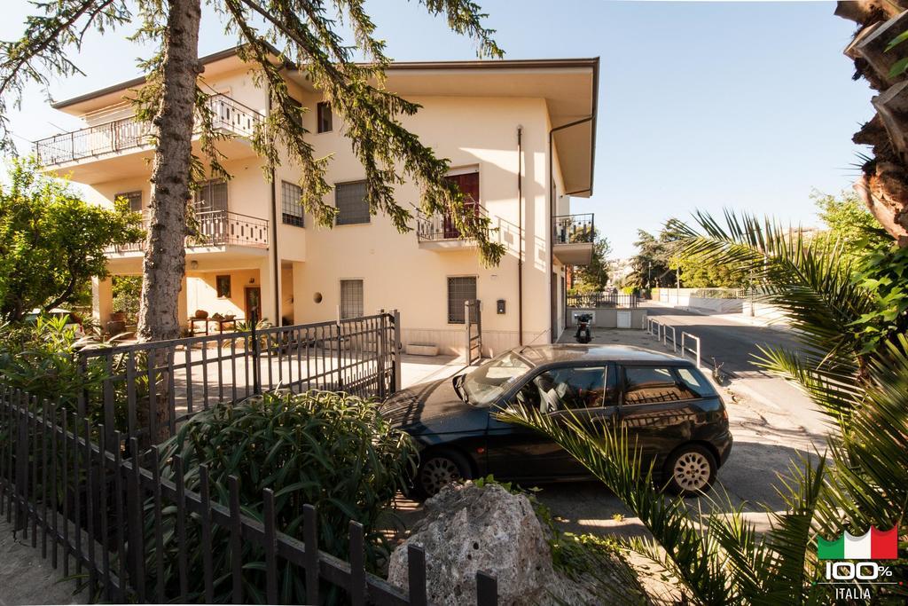 Cherry House Минтурно Екстериор снимка